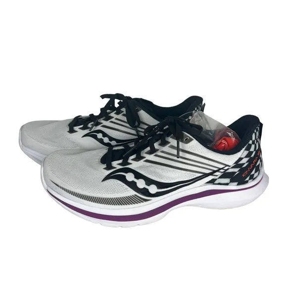 New SAUCONY Kinvara 12 Women's Size 11 Running Shoes Reverie Black White