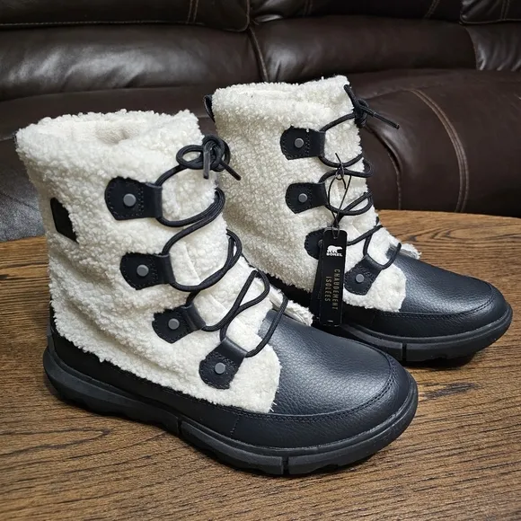 NEW Sorel Explorer II Joan Cozy Boot White/Black Sea Salt Size Women's 10