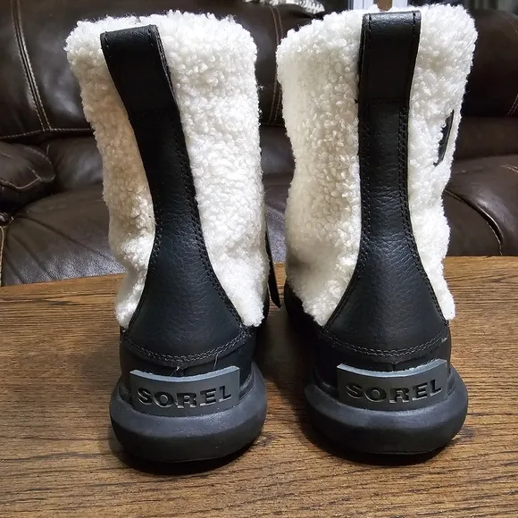 NEW Sorel Explorer II Joan Cozy Boot White/Black Sea Salt Size Women's 10