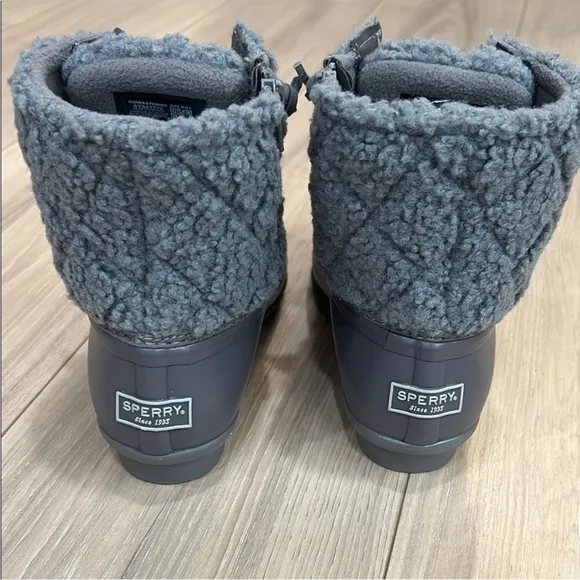 New Sperry Women's Gray Duck Boots