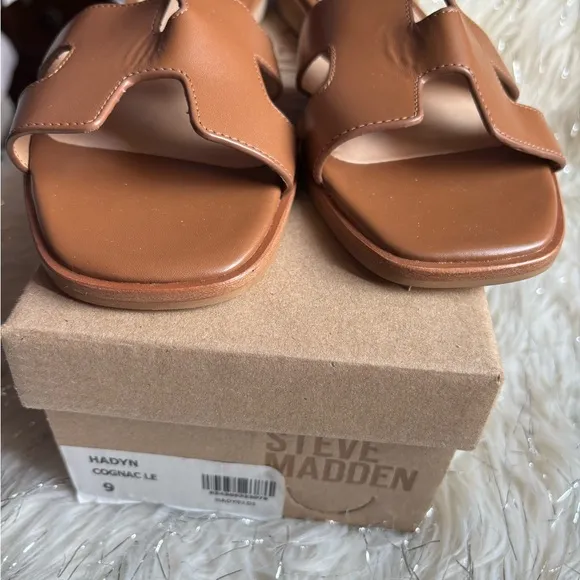 New Steve Madden Brown Hadyn Cognac Leather Slide Sandals Size 9 New with Box