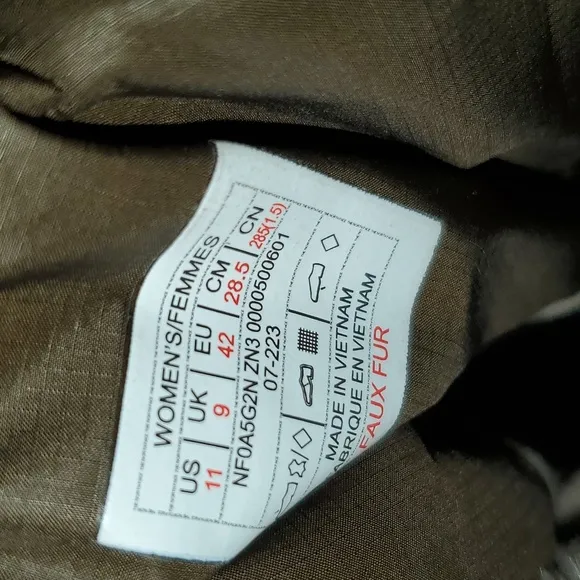 NEW The North Face Shellista IV Mid Lace Waterproof Winter Snow Boots