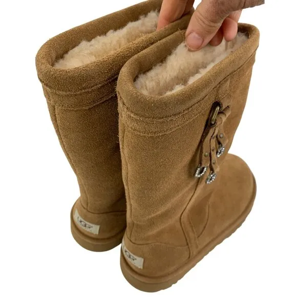 New UGG Australia Sz 5 Womens Layrnn Charm Tassle Boots Chestnut Suede &amp; Wool