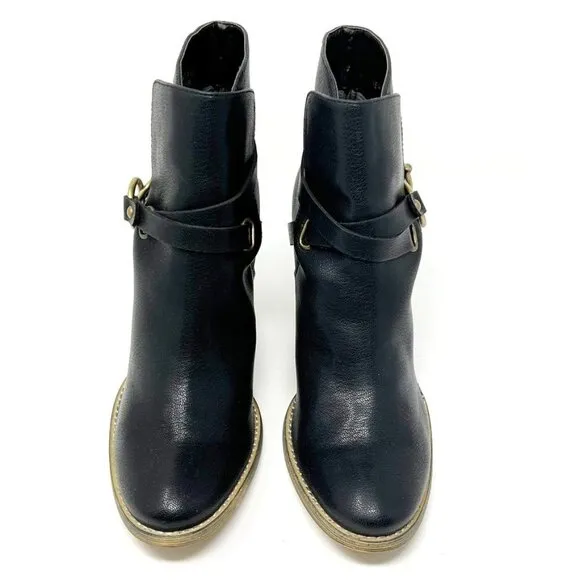 NEW Very Volatile Faux Leather Ankle Boots. Black. Size 10