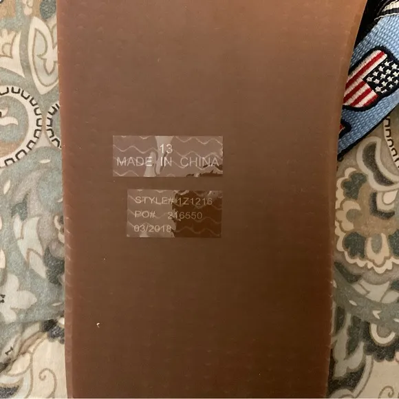 New Vineyard Vines Leather Flip Flops Men’s Sz 13