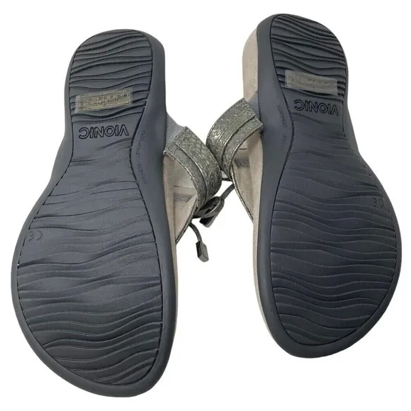 NEW Vionic Amaya Women's Size 6W Wide Sandals Shoes Gray Snake Print Flip Flop