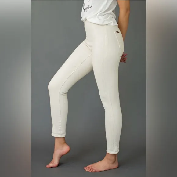 NEW with tags (NWT) BRYTNY HIGH-WAISTED DENIM IN ECRU