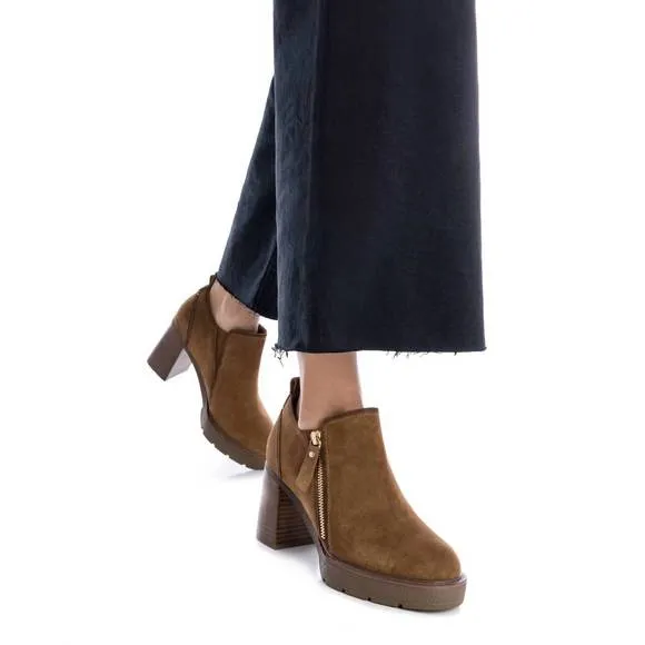 NEW XTI women's carmela collection booties in camel