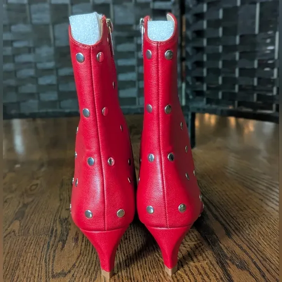 New York &amp; Company Red Ankle Booties Studs Sz 8 NEW in Box Kinky Boots Sexy
