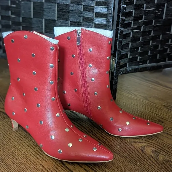New York &amp; Company Red Ankle Booties Studs Sz 8 NEW in Box Kinky Boots Sexy