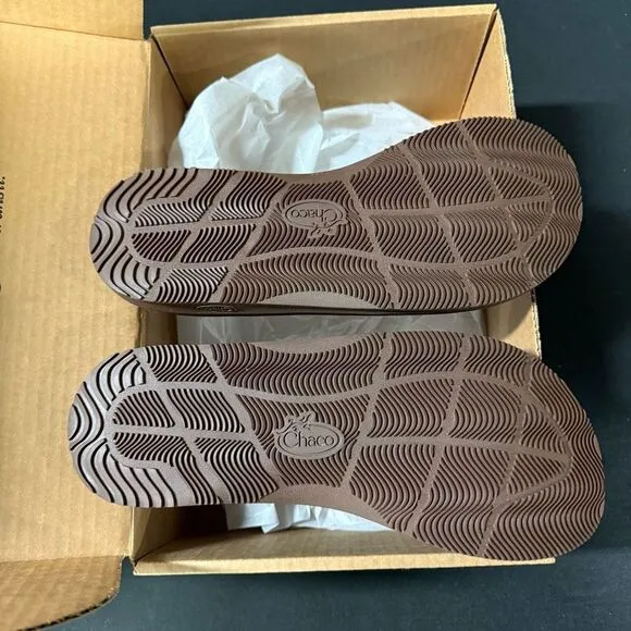 New Chaco Dark Brown Classic Leather Flip Flop Sandals 10