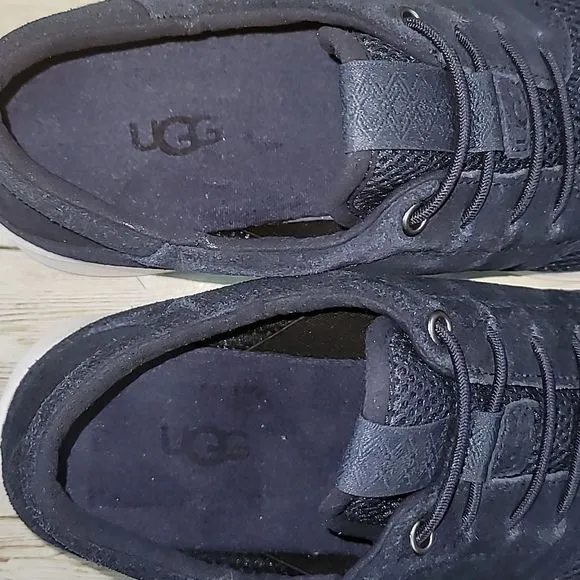 *NEW* UGG Greyson (1122253) Men's Navy Blue‎ Sneakers Shoes Size 7