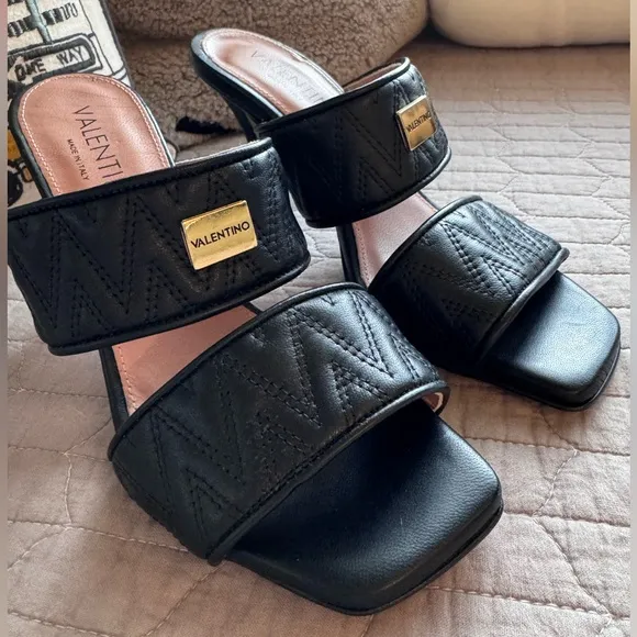 NEW🚨Valentino by Mario Valentino Jackie Slide Sandals, Black Sz. 8