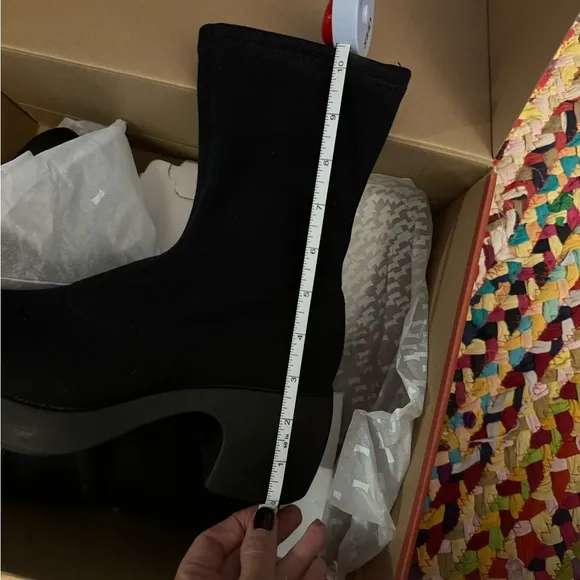 NIB Camper Thelma Tencel