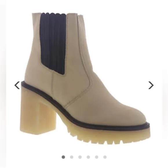 NIB Free People James Chelsea Leather Boots in White Size 40
