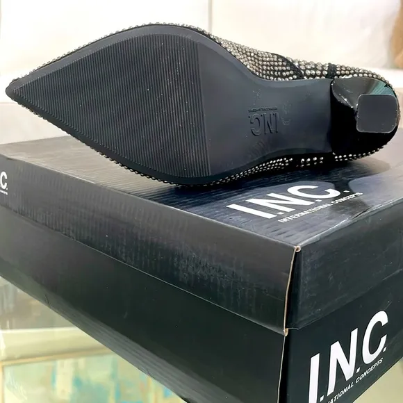 NIB INC rhinestone bling zipper country pointy toe diamond boots black silver