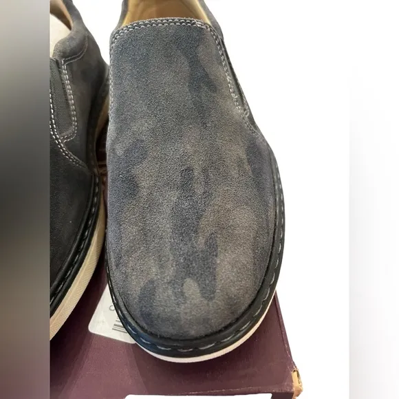 NIB Johnston &amp; Murphy Big Kid McGuffey Slip On Shoes in Dark Gray Camo Suede
