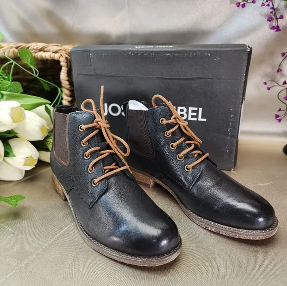 NIB Josef Seibel Sienna 83 Bootie