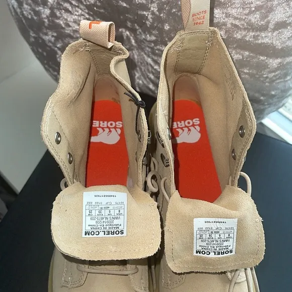 NIB Sorel hi-line heel lacce boots