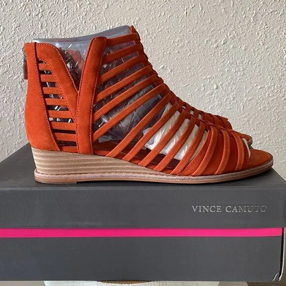 NIB Vince Camuto Revey Leather Suede Sandals Size 7.5W