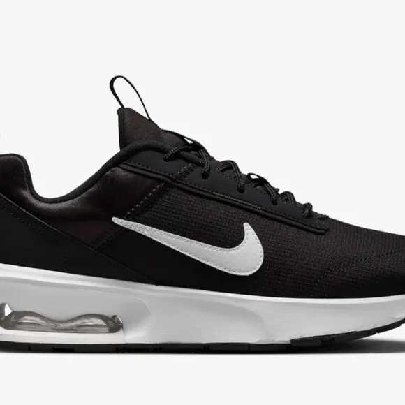 Nike Air Max Intrlk Lite Women's Shoes, Black/White, Size 7 NEW IN BOX NWT