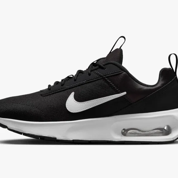 Nike Air Max Intrlk Lite Women's Shoes, Black/White, Size 7 NEW IN BOX NWT