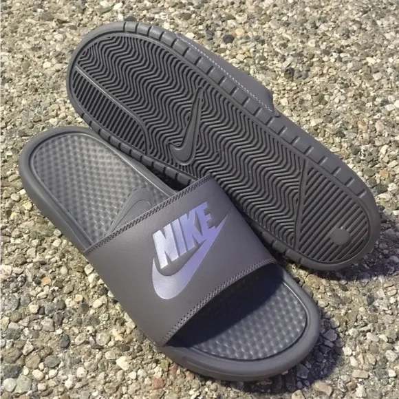 NIKE BENASSI SLIDES JUST DO ITJDI SILVERS GRAYS METALS