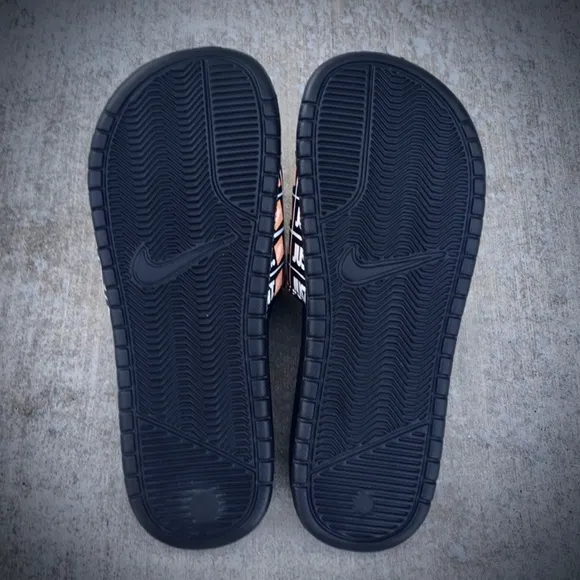NIKE BENASSI SLIDES JUST DOIT WHITES BLACKS ORANGES