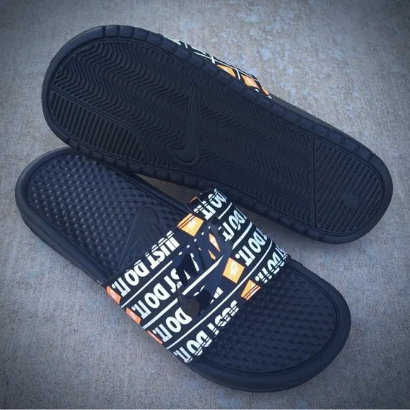 NIKE BENASSI SLIDES JUST DOIT WHITES BLACKS ORANGES