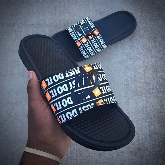 NIKE BENASSI SLIDES JUST DOIT WHITES BLACKS ORANGES