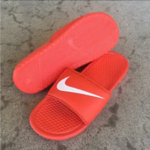 NIKE BENASSI SWOOSH SLIDES ORANGES WHITES FLIP FLOP SANDALS
