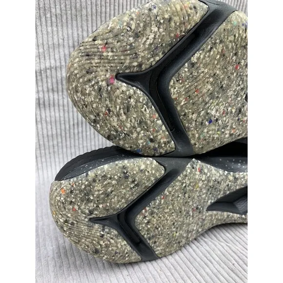 Nike Binzie Waterproof Rain Boots Youth Boys Size 5Y Black Red Swoosh BQ5380 001