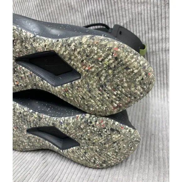 Nike Binzie Waterproof Rain Boots Youth Boys Size 5Y Black Red Swoosh BQ5380 001