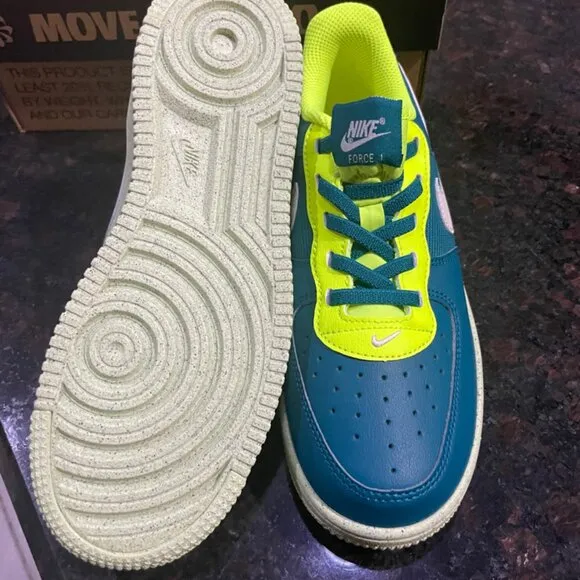NIKE FORCÉ 1 CRÁTER BRIGHT SPRUCE/PHANTON SIZE 3Y