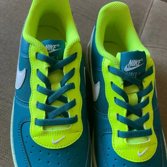 NIKE FORCÉ 1 CRÁTER BRIGHT SPRUCE/PHANTON SIZE 3Y
