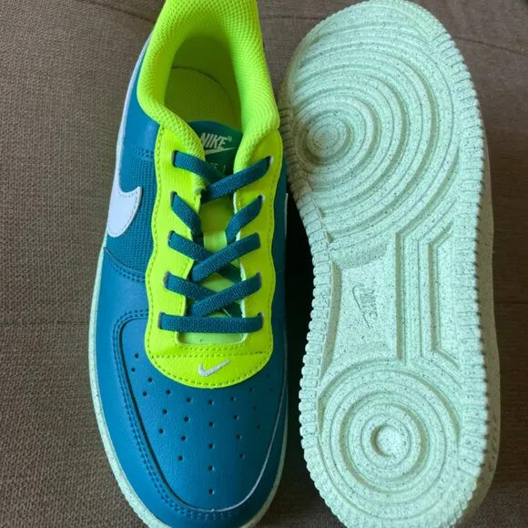 NIKE FORCÉ 1 CRÁTER BRIGHT SPRUCE/PHANTON SIZE 3Y