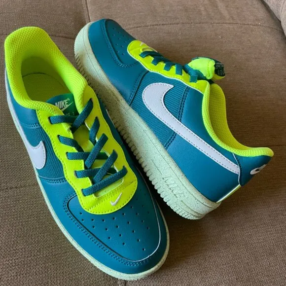 NIKE FORCÉ 1 CRÁTER BRIGHT SPRUCE/PHANTON SIZE 3Y