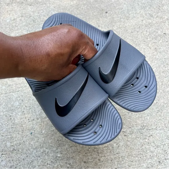 NIKE KAWA SHOWER SANDALSSWOOSH BLK GRY WATER RUBBERS