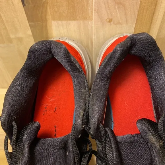 Nike Men's Black and Red Basketball Shoes
