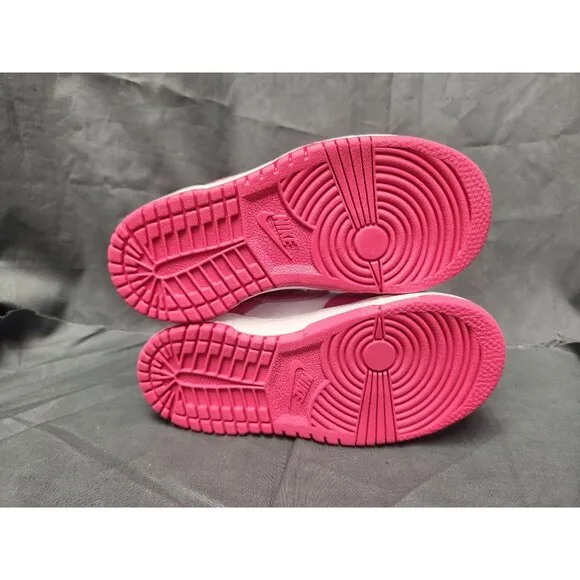 Nike Toddlers Dunk Low (TD) Sneakers Slip-On White Pink Size 9 NEW IN BOX!