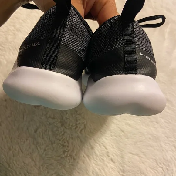 Nike women’s stroke running shoes Black White Dk Smoke Grey Iron Grey size 9.5