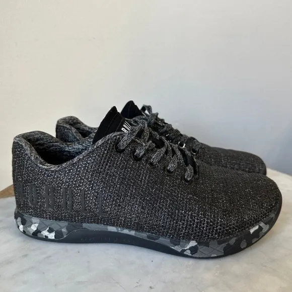 NOBULL Project Black No Bull shoesTrainers unisex sneakers size M 5.5 W 7