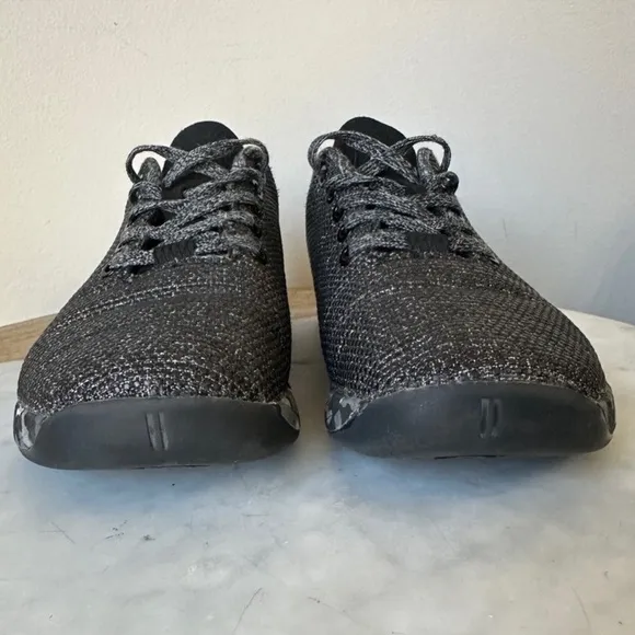 NOBULL Project Black No Bull shoesTrainers unisex sneakers size M 5.5 W 7