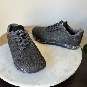 NOBULL Project Black No Bull shoesTrainers unisex sneakers size M 5.5 W 7