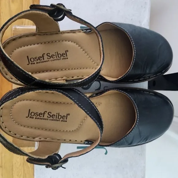 Nordstrom Shoes byJosef Seibel Black Scandals, Size 6.5. NIB.