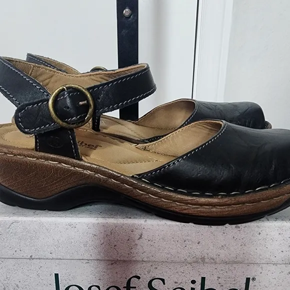 Nordstrom Shoes byJosef Seibel Black Scandals, Size 6.5. NIB.
