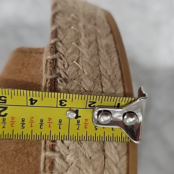 NWOB Andre Assous Suede Camel Espadrille Wedge Sandals size 10‎