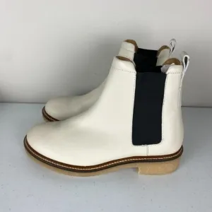NWOB Everlane The Chelsea Boots Ivory Platform Booties Leather 9 Gum Soles