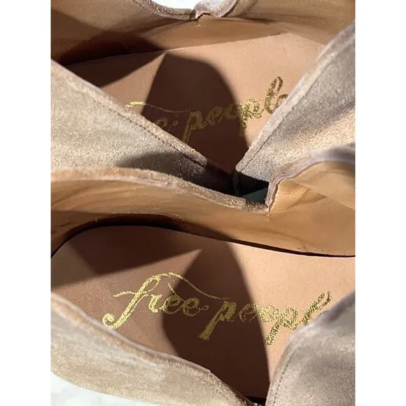 NWOB Free People Women’s Leather Suede Charm Double V Ankle Boots Size 5.5 Beige