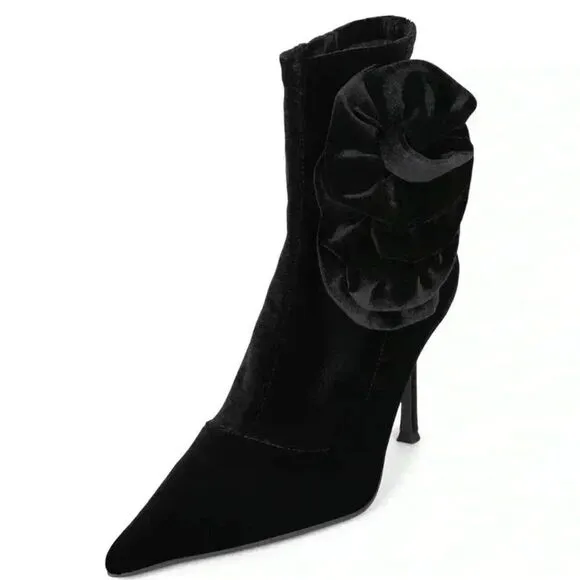 NWOB Jeffrey Campbell Florette Velvet Pointed Toe Sock Ankle Boots Black Sz 8.5